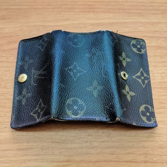 Louis Vuitton Monogram Key Holder/Wallet #1166💥PRICE DROP💥 - Picture 5 of 9